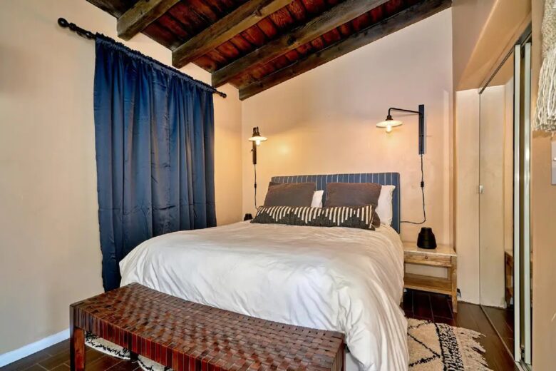 Home Exchange in Palm Springs, CA casita bedroom