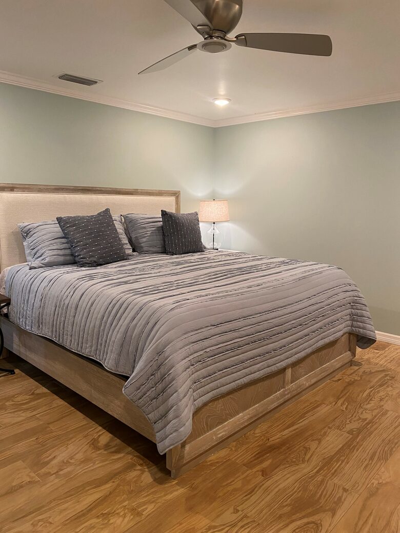 River House Retreat - Bradenton, Florida