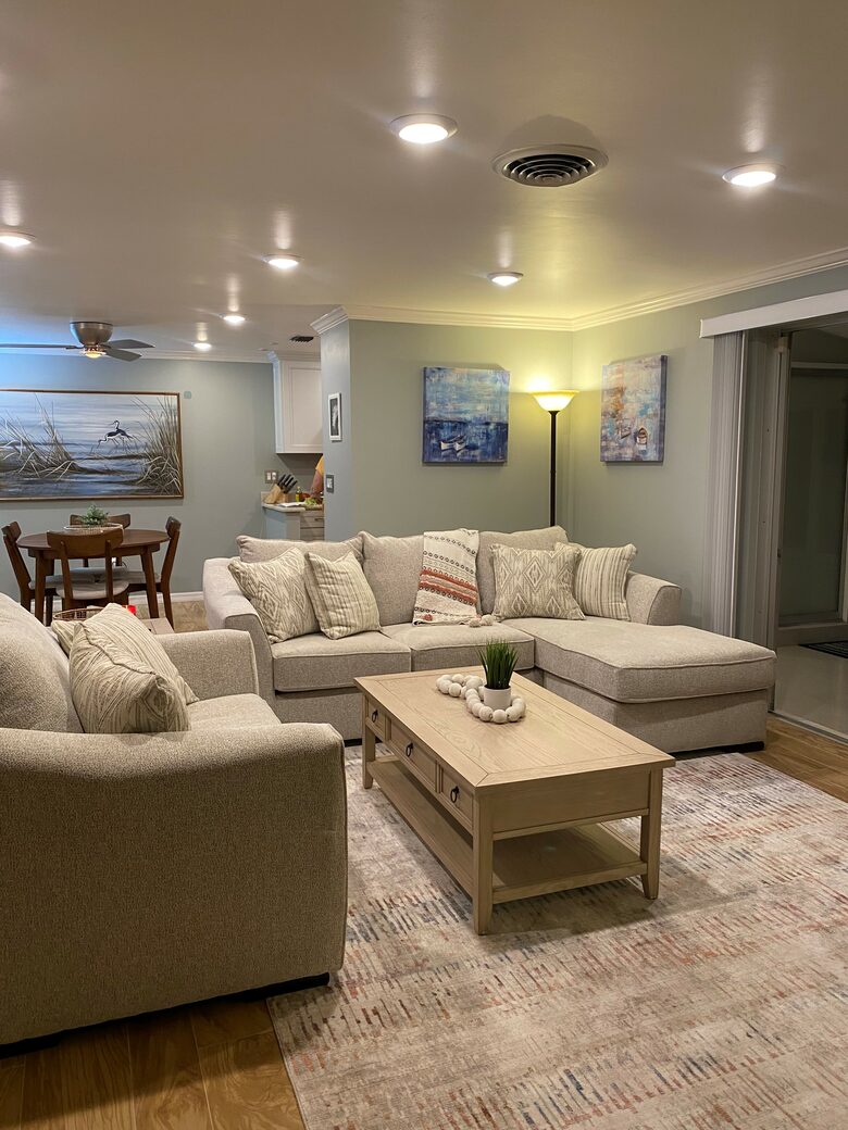 River House Retreat - Bradenton, Florida