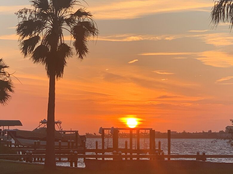 River House Retreat - Bradenton, Florida