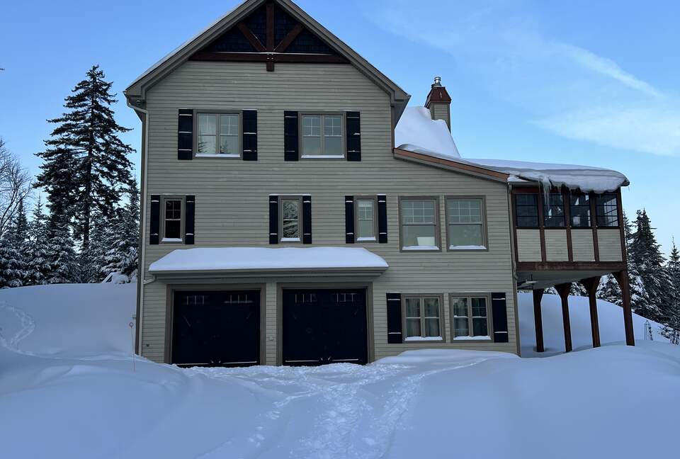 Amazing Canadian Experience - Saint-Adolphe-d'Howard, Canada