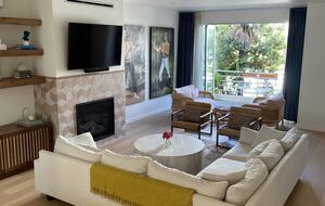 Modern Beach House Steps from the Sand - Marina Del Rey, California