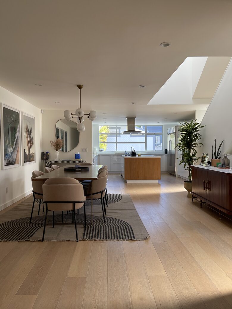 Modern Beach House Steps from the Sand - Marina Del Rey, California