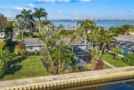River House Retreat - Bradenton, Florida