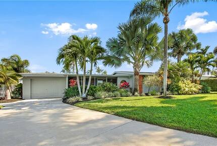 River House Retreat - Bradenton, Florida