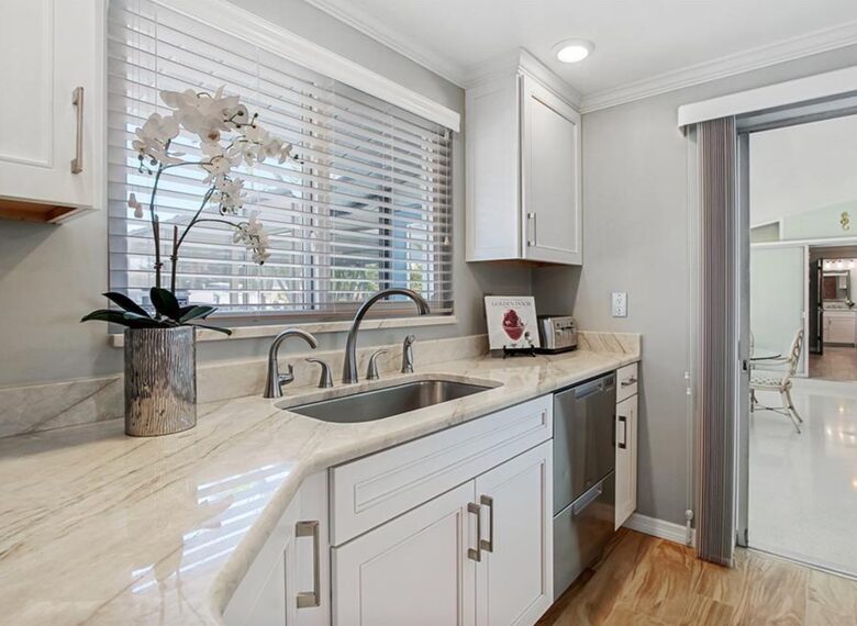 River House Retreat - Bradenton, Florida