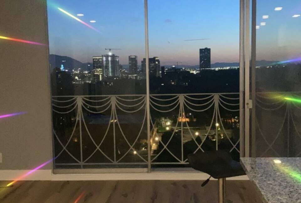 Salt Lake City Heavenly High Rise - Salt Lake City, Utah