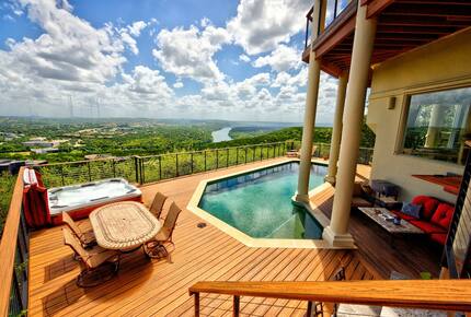 Home Exchange in Austin, TX incredible pool with sweeping views