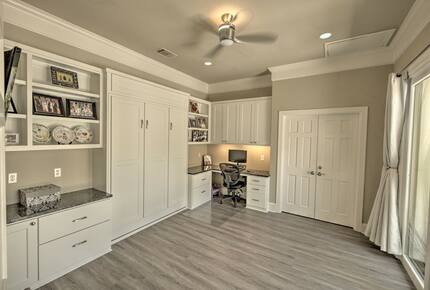 Home Exchange in Austin, TX private office with a queen Murphy bed
