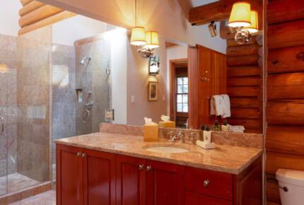 Happy Squirrel Cabin - Aspen, Colorado