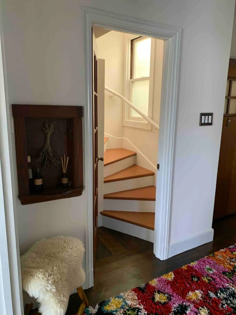 Home Exchange in San Francisco, CA, charming staircase