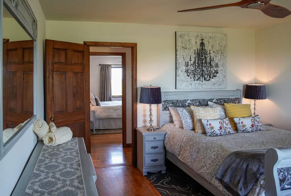 Home Exchange in Napa, CA guest bedroom 3