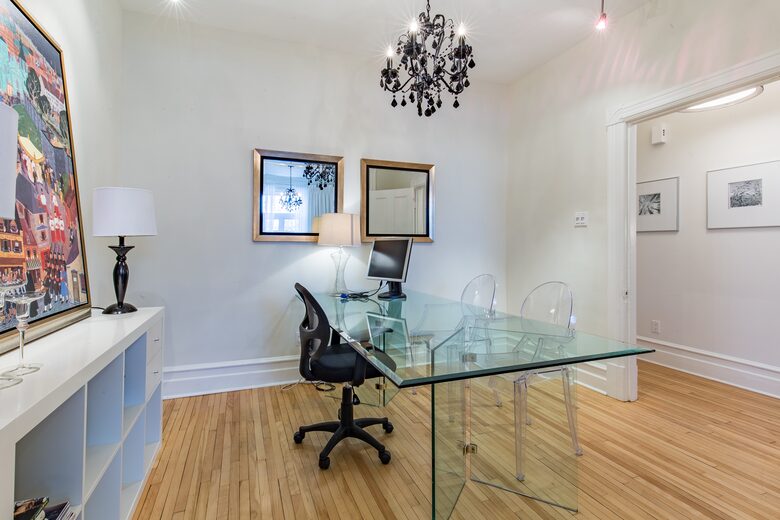 Home Exchange in Montreal, Quebec office