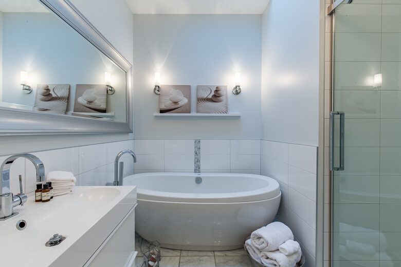 Home Exchange in Montreal, Quebec full bathroom with walk in shower