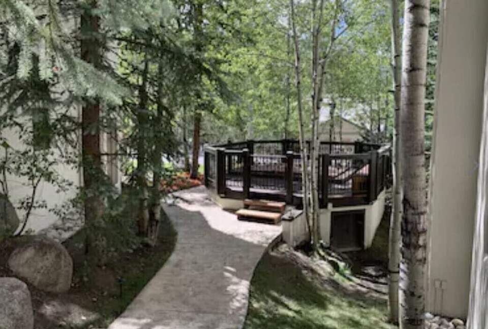 Ski-in/Ski-out Beaver Creek Townhome - Beavercreek, Colorado