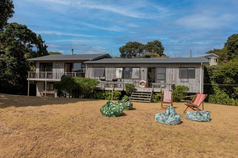 Home Exchange in Ferry Landing, Waikato, NZ