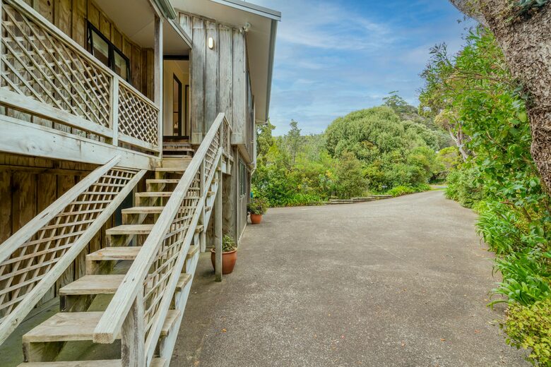 Home Exchange in Ferry Landing, Waikato, NZ second entrance