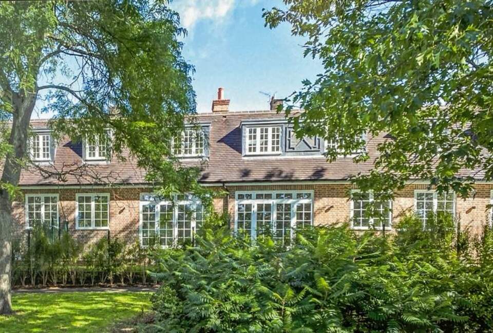 Bute Mews - London, United Kingdom