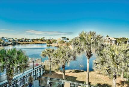 Home Exchange in Destin, FL lake view