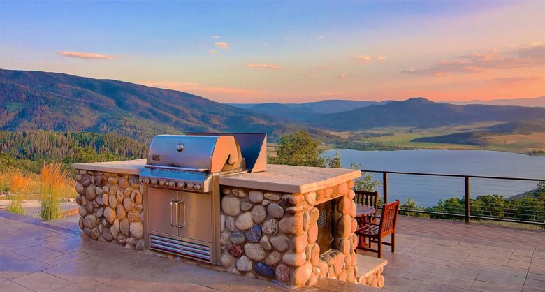 The Lodge at Bella Vista Estate - Steamboat Springs, Colorado