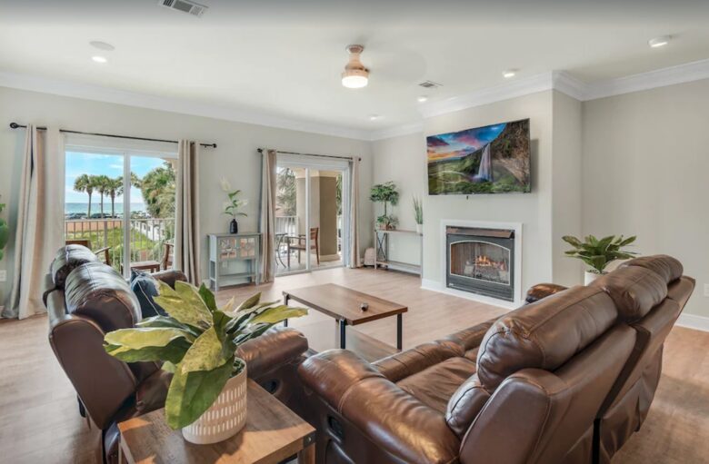 Living room with fireplace