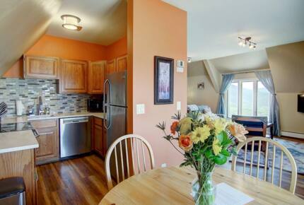 The Cottages and Overlook at Bella Vista Estate - Steamboat Springs, Colorado