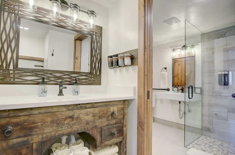 The Cottages and Overlook at Bella Vista Estate - Steamboat Springs, Colorado