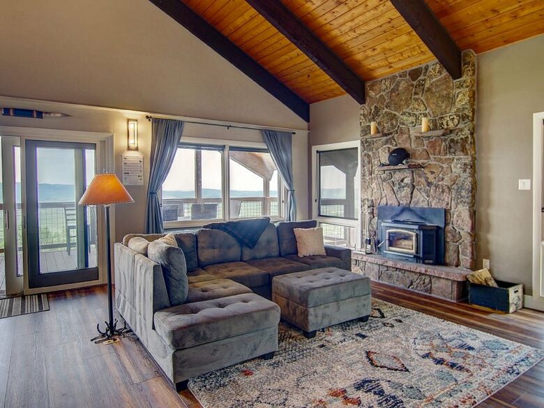 The Cottages and Overlook at Bella Vista Estate - Steamboat Springs, Colorado