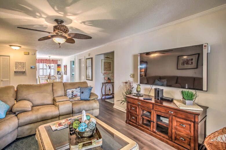 Broadway at the Beach Retreat - Myrtle Beach, South Carolina