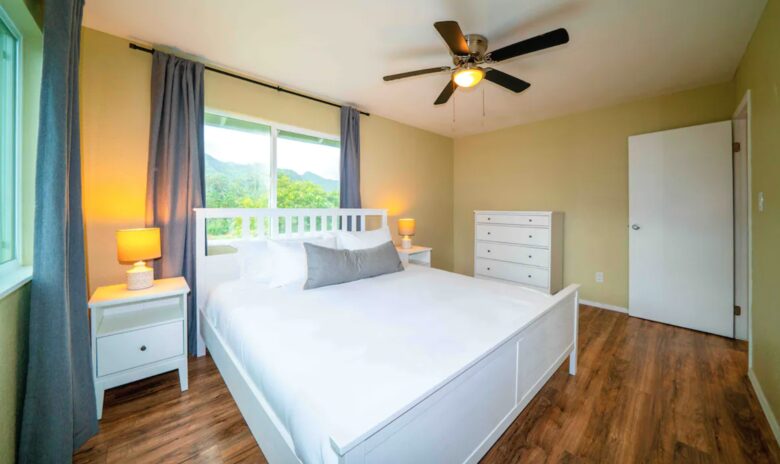 3 bedroom unit king room