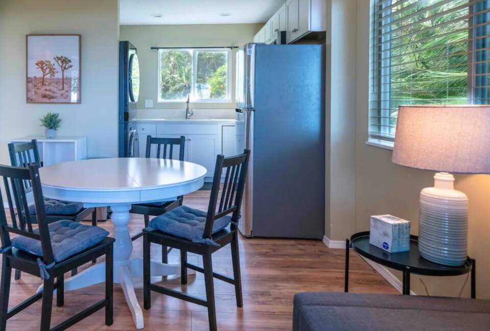 2 bedroom unit living space