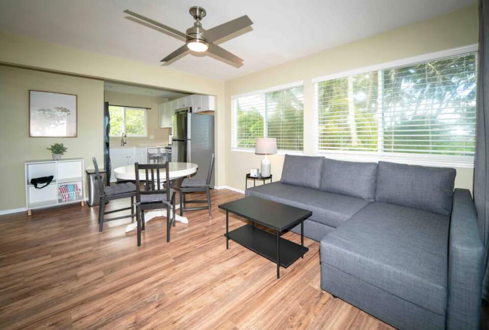 2 bedroom unit living room