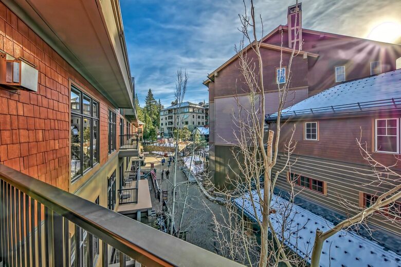Luxury Residence in the heart of Northstar Village - Truckee, California