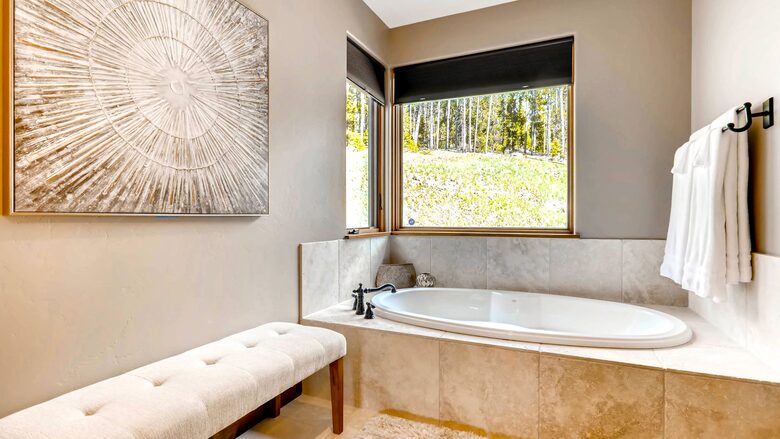 Home Exchange in Breckenridge, CO master bath with tub