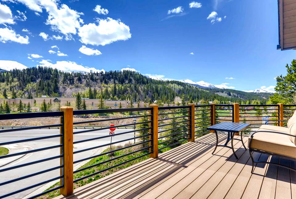 Home Exchange in Breckenridge, CO patio lounge
