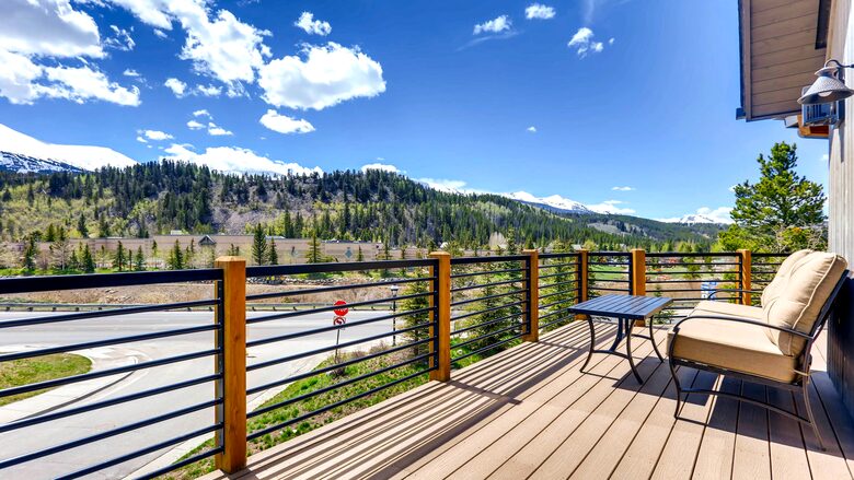 Home Exchange in Breckenridge, CO patio lounge