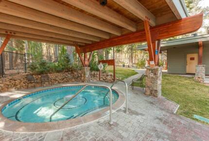 Luxury Residence in the heart of Northstar Village - Truckee, California