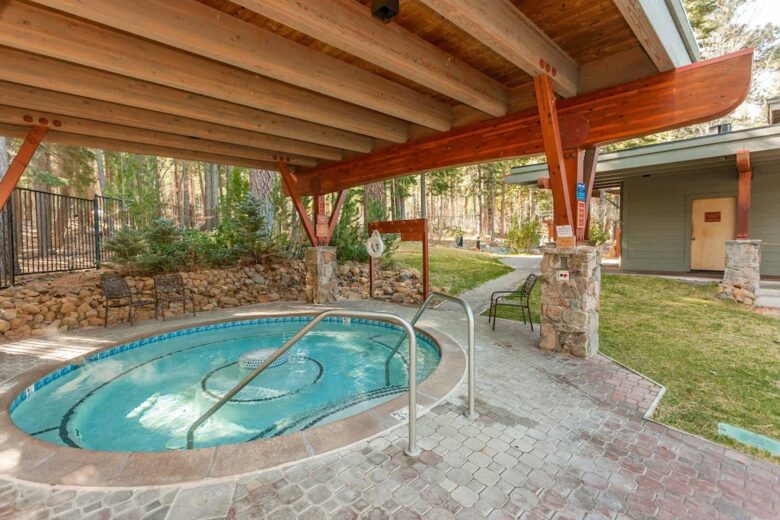 Luxury Residence in the heart of Northstar Village - Truckee, California