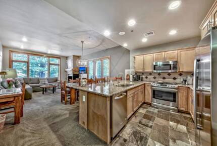 Luxury Residence in the heart of Northstar Village - Truckee, California