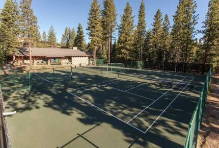 Luxury Residence in the heart of Northstar Village - Truckee, California