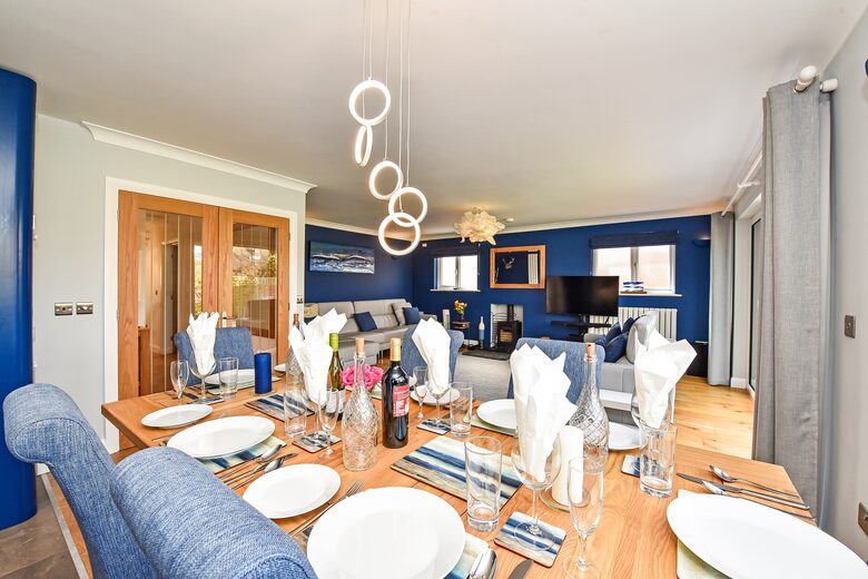 Beautifully Renovated Home Near the Beach - Fareham, United Kingdom