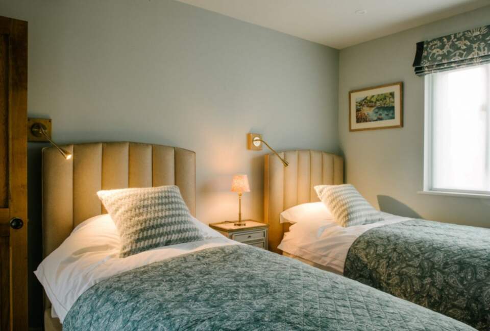 Brook House - Wincanton, United Kingdom