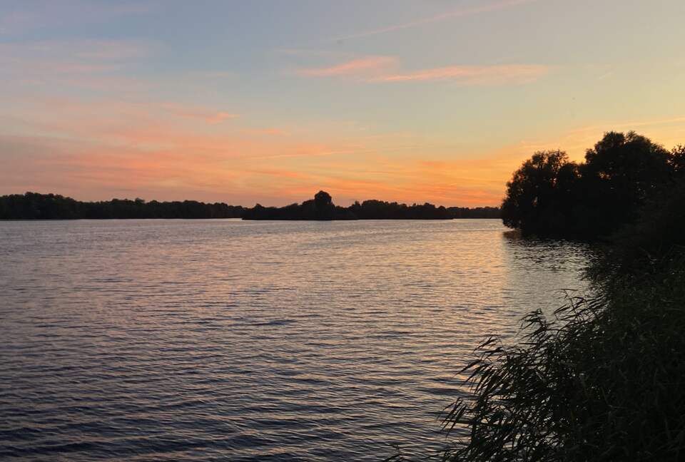 Bowmoor Hideaway - Lechlade, United Kingdom