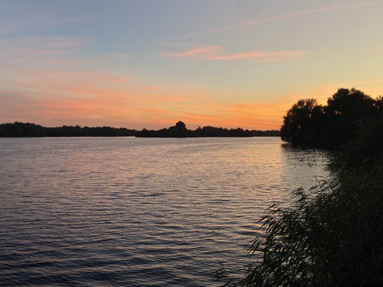 Bowmoor Hideaway - Lechlade, United Kingdom