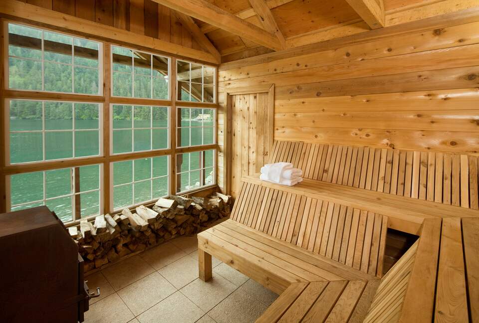 The Lodge at Steamboat Bay Fishing Club - Ketchikan, Alaska