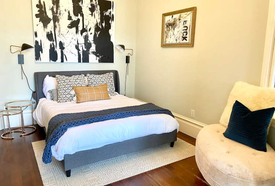 North Beach Designer Flat - San Francisco, California