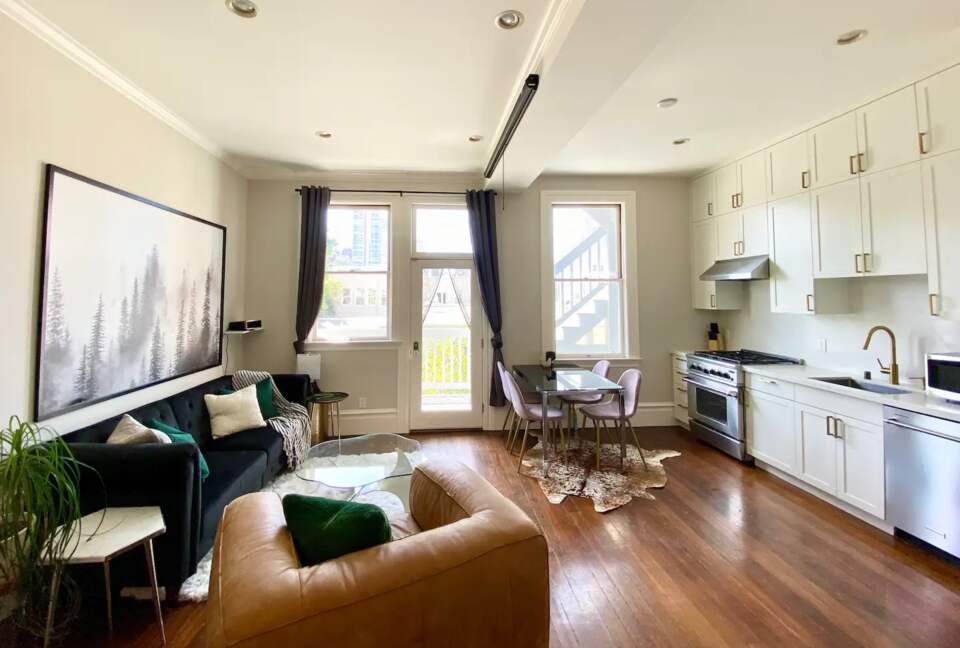 North Beach Designer Flat - San Francisco, California