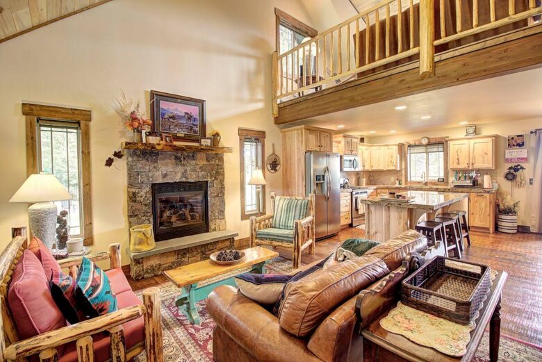 Home Exchange in Columbia Falls, Montana family room with gas fire
