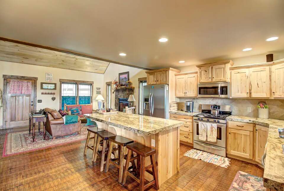 Home Exchange in Columbia Falls, Montana stainless steel appliances