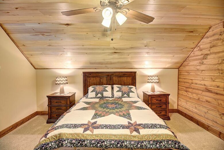 Home Exchange in Columbia Falls, Montana master suite